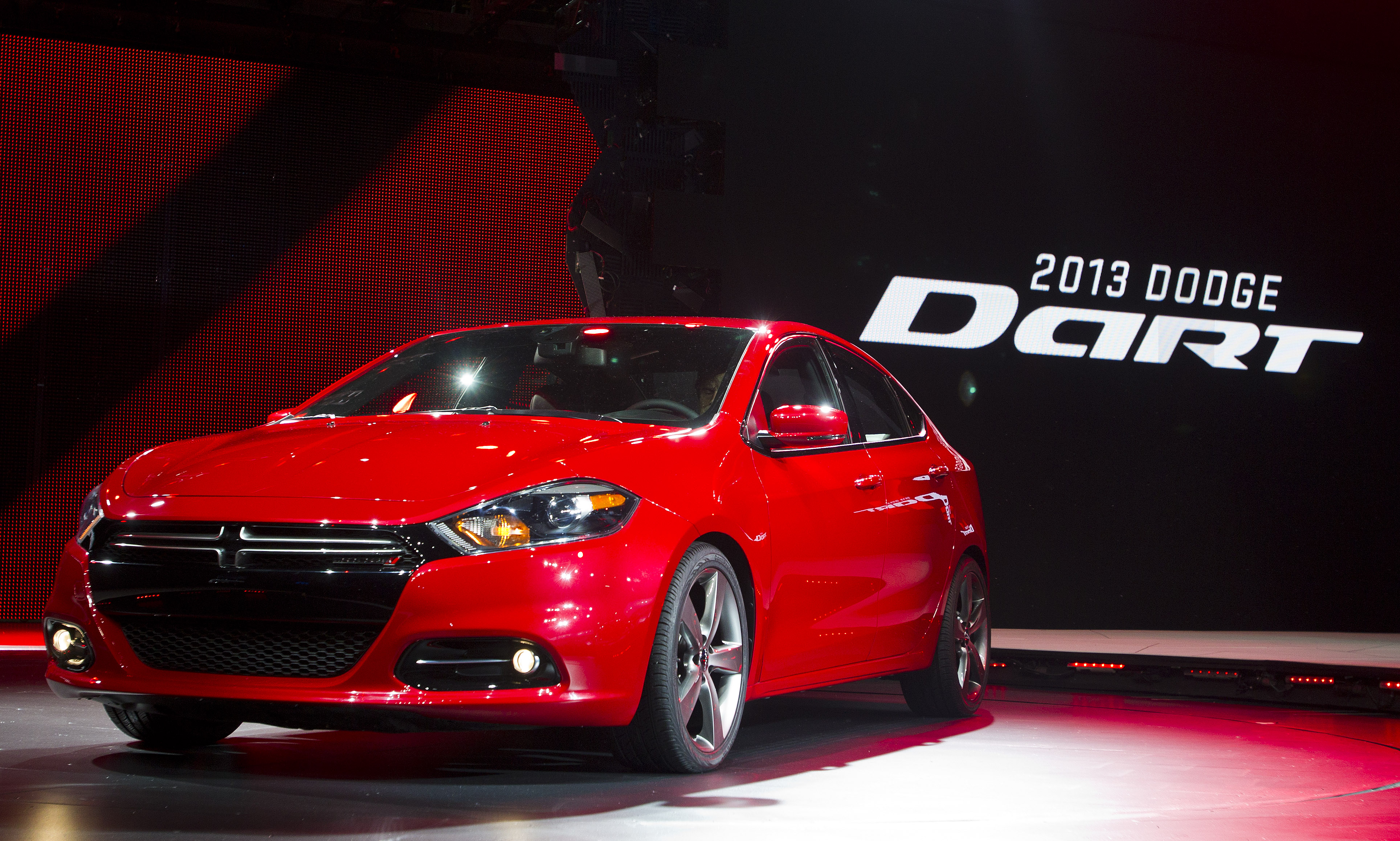 Dodge Dart: «Βέλος» made in Italy